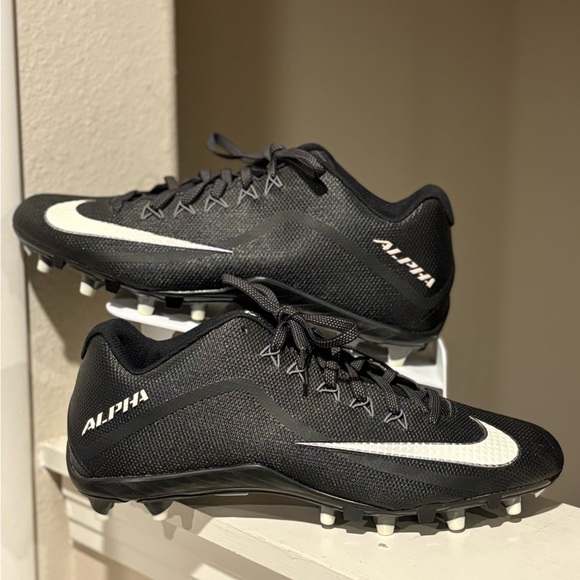 Men's Nike Alpha Pro 2 TD 'Black' Football Cleats Low Cut 719930 010 Size 14 - Picture 1 of 10